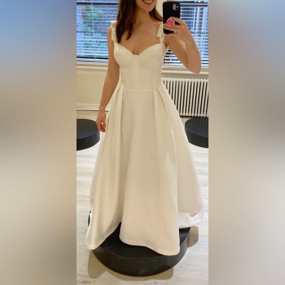 MillaNova Blisse ivory wedding dress - Picture 3 of 16